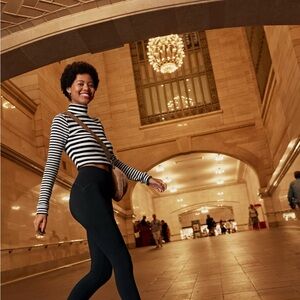 Aerie OFFLINE Real Luxe Street Legging/ lightweight buttery soft legging NWT Sm